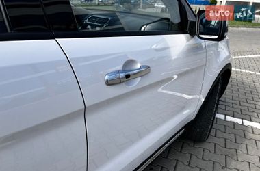 Позашляховик / Кросовер Ford Explorer 2017 в Чернівцях