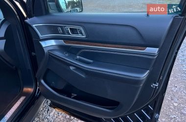 Позашляховик / Кросовер Ford Explorer 2015 в Бродах
