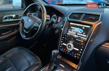 Позашляховик / Кросовер Ford Explorer 2015 в Бродах