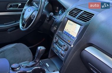 Внедорожник / Кроссовер Ford Explorer 2018 в Ровно