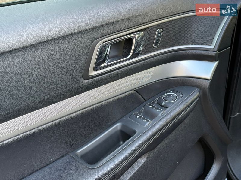 Внедорожник / Кроссовер Ford Explorer 2015 в Киеве фото 23 Внедорожник / Кроссовер Ford Explorer 2015 в Киеве