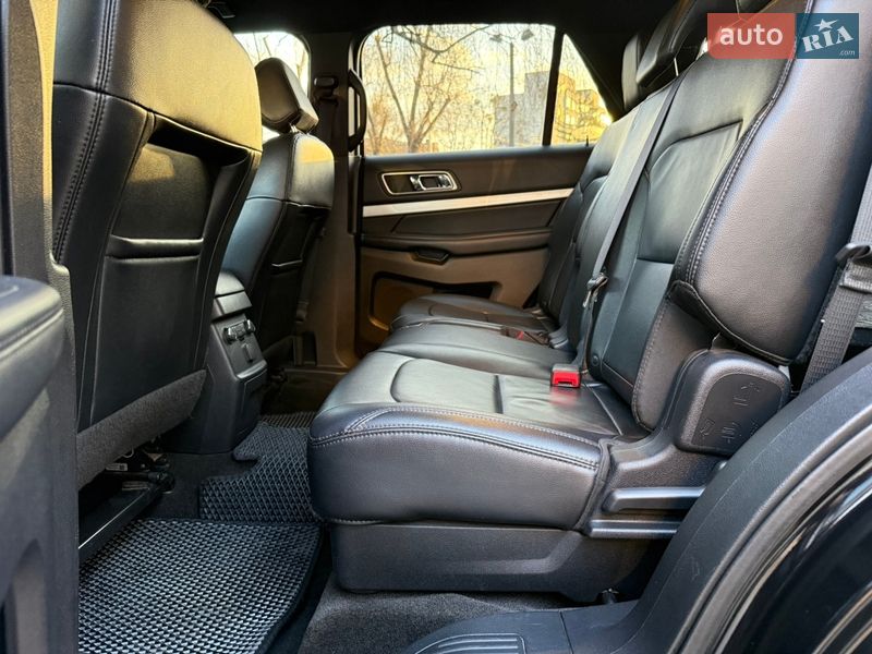 Внедорожник / Кроссовер Ford Explorer 2015 в Киеве фото 44 Внедорожник / Кроссовер Ford Explorer 2015 в Киеве