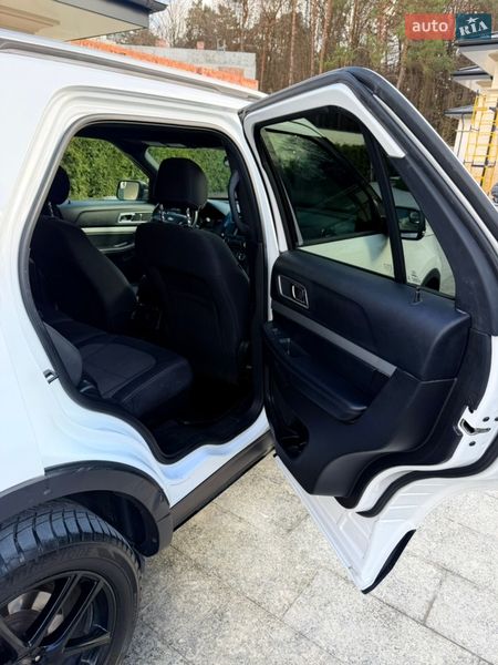 Внедорожник / Кроссовер Ford Explorer 2017 в Львове фото 12 Внедорожник / Кроссовер Ford Explorer 2017 в Львове
