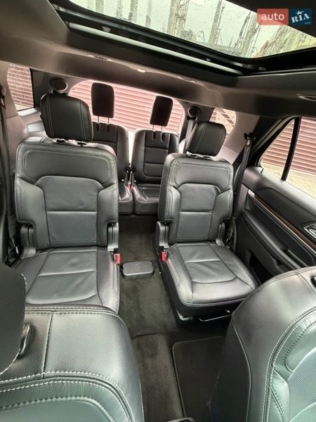 Внедорожник / Кроссовер Ford Explorer 2016 в Черновцах