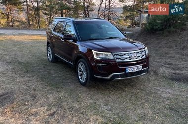 Позашляховик / Кросовер Ford Explorer 2018 в Кременці