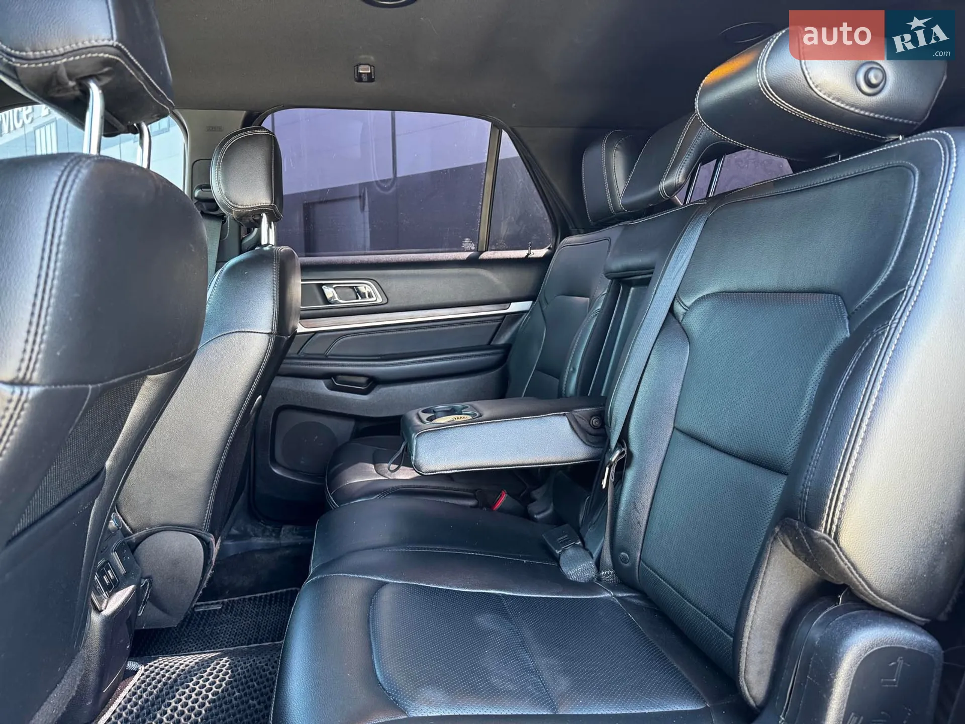 2016 Ford Explorer - мініатюра 26