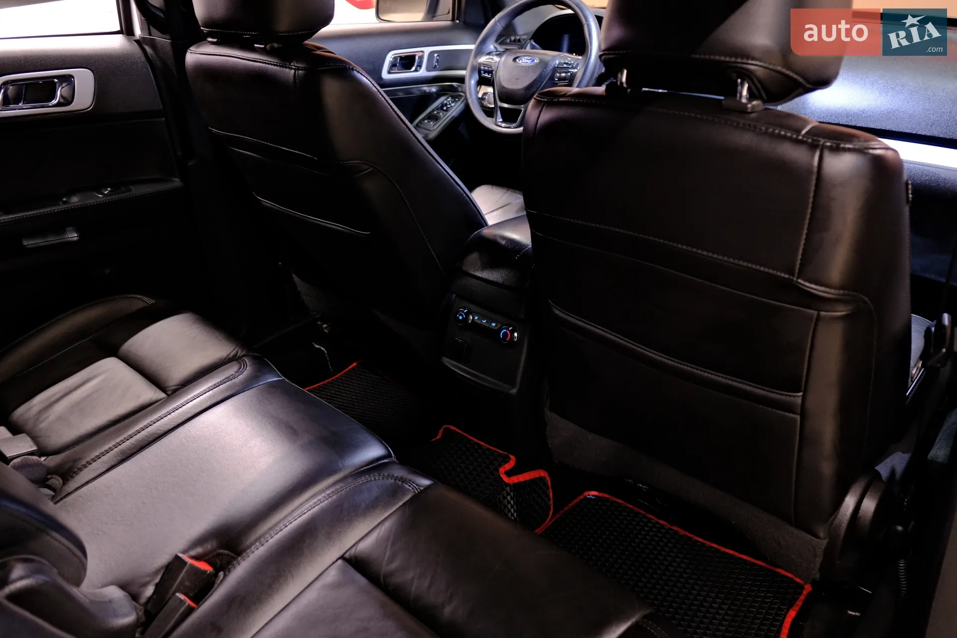 2017 Ford Explorer - мініатюра 33