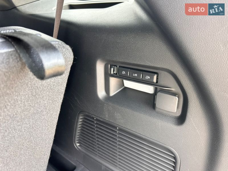 Позашляховик / Кросовер Ford Explorer 2022 в Києві