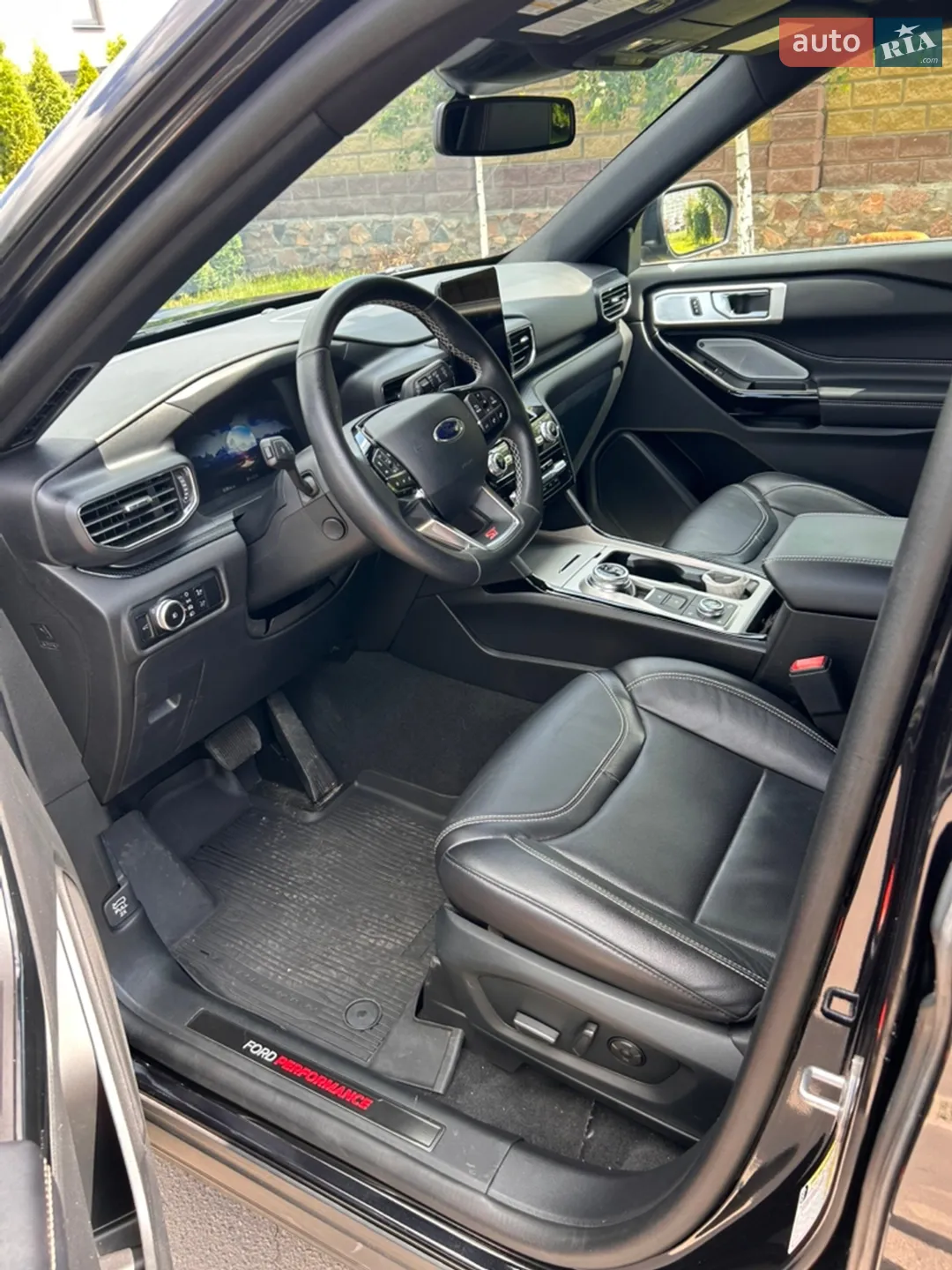 2022 Ford Explorer - мініатюра 28