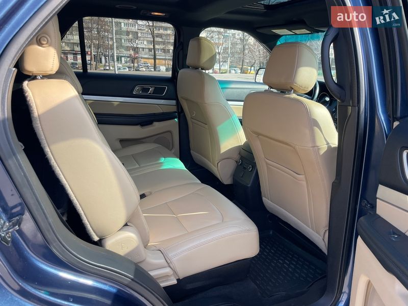 Внедорожник / Кроссовер Ford Explorer 2015 в Киеве фото 18 Внедорожник / Кроссовер Ford Explorer 2015 в Киеве