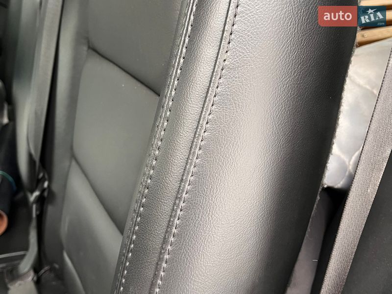 Внедорожник / Кроссовер Ford Explorer 2014 в Киеве фото 27 Внедорожник / Кроссовер Ford Explorer 2014 в Киеве