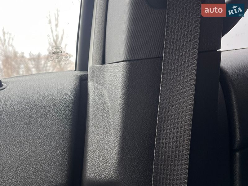 Внедорожник / Кроссовер Ford Explorer 2014 в Киеве фото 32 Внедорожник / Кроссовер Ford Explorer 2014 в Киеве