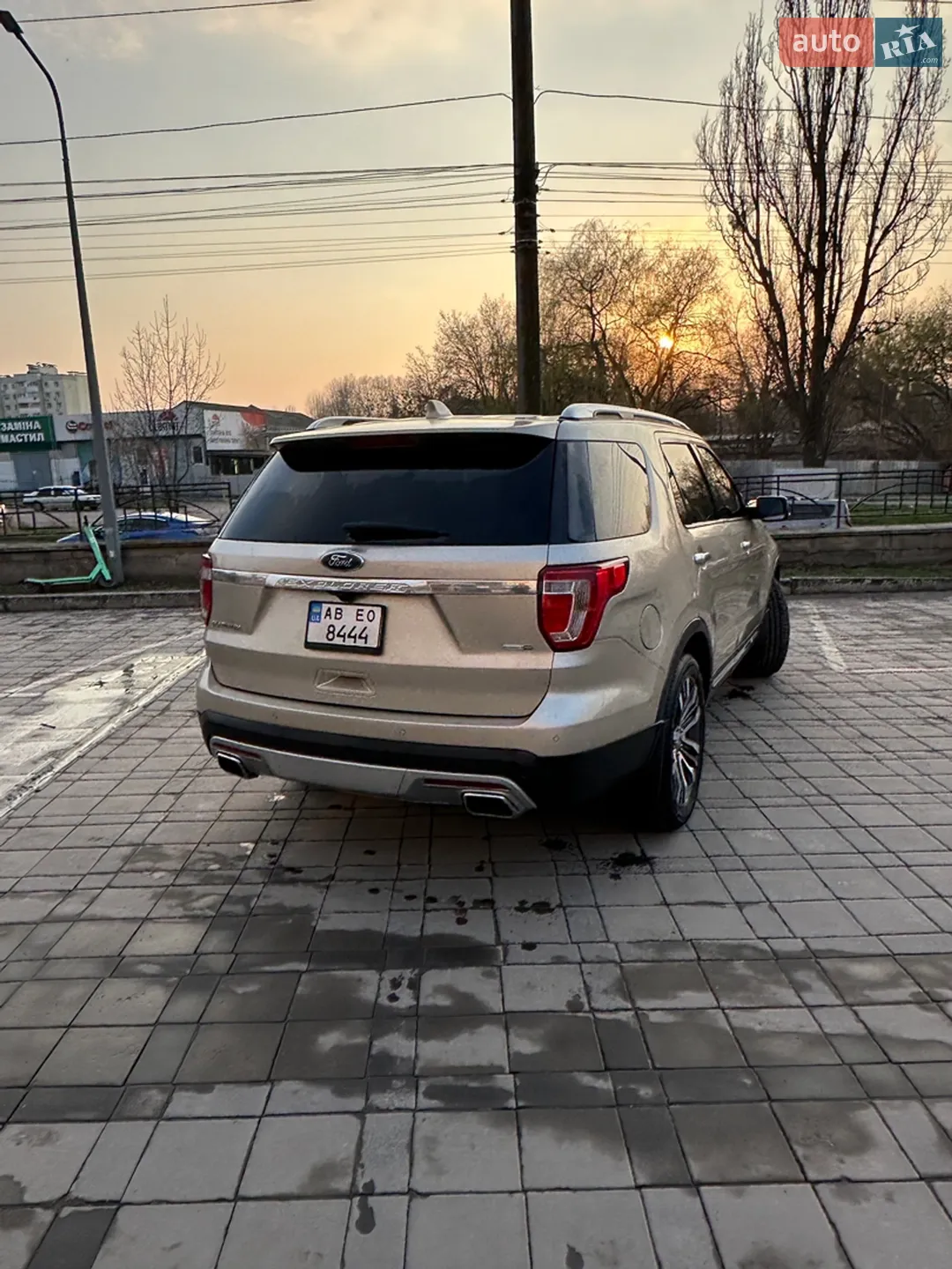 2017 Ford Explorer - мініатюра 8