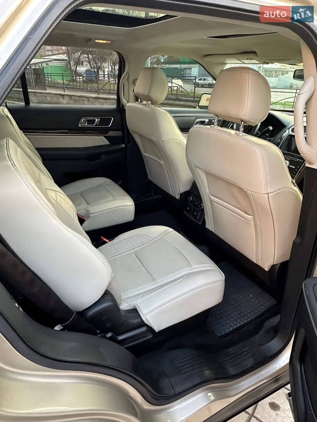 2017 Ford Explorer - мініатюра 20