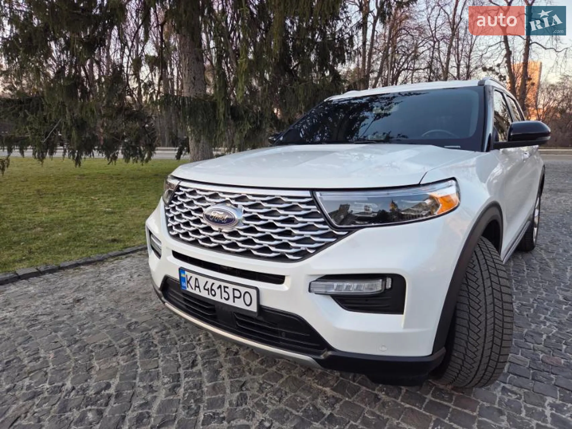 2022 Ford Explorer - мініатюра 2