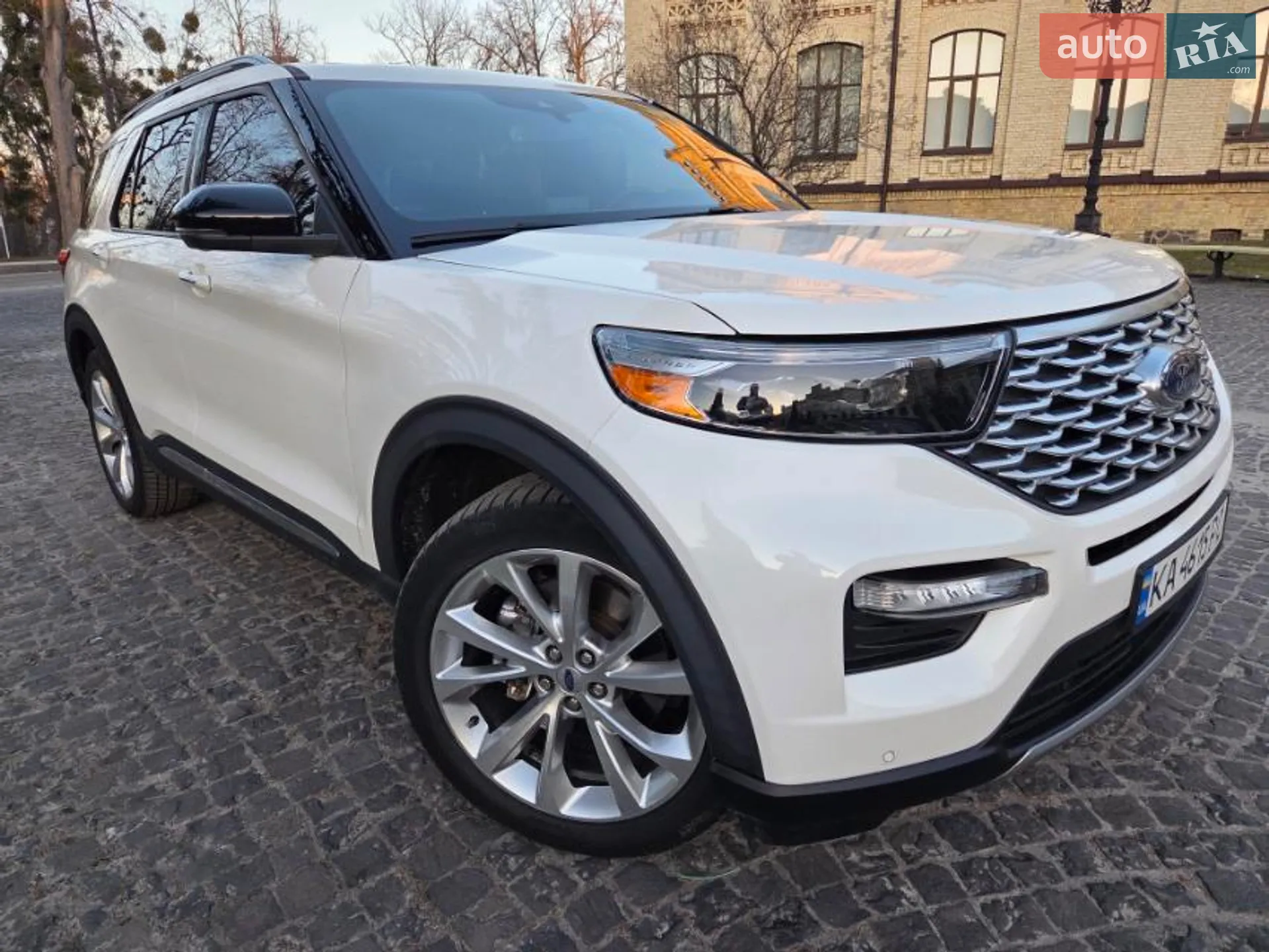 2022 Ford Explorer - мініатюра 11
