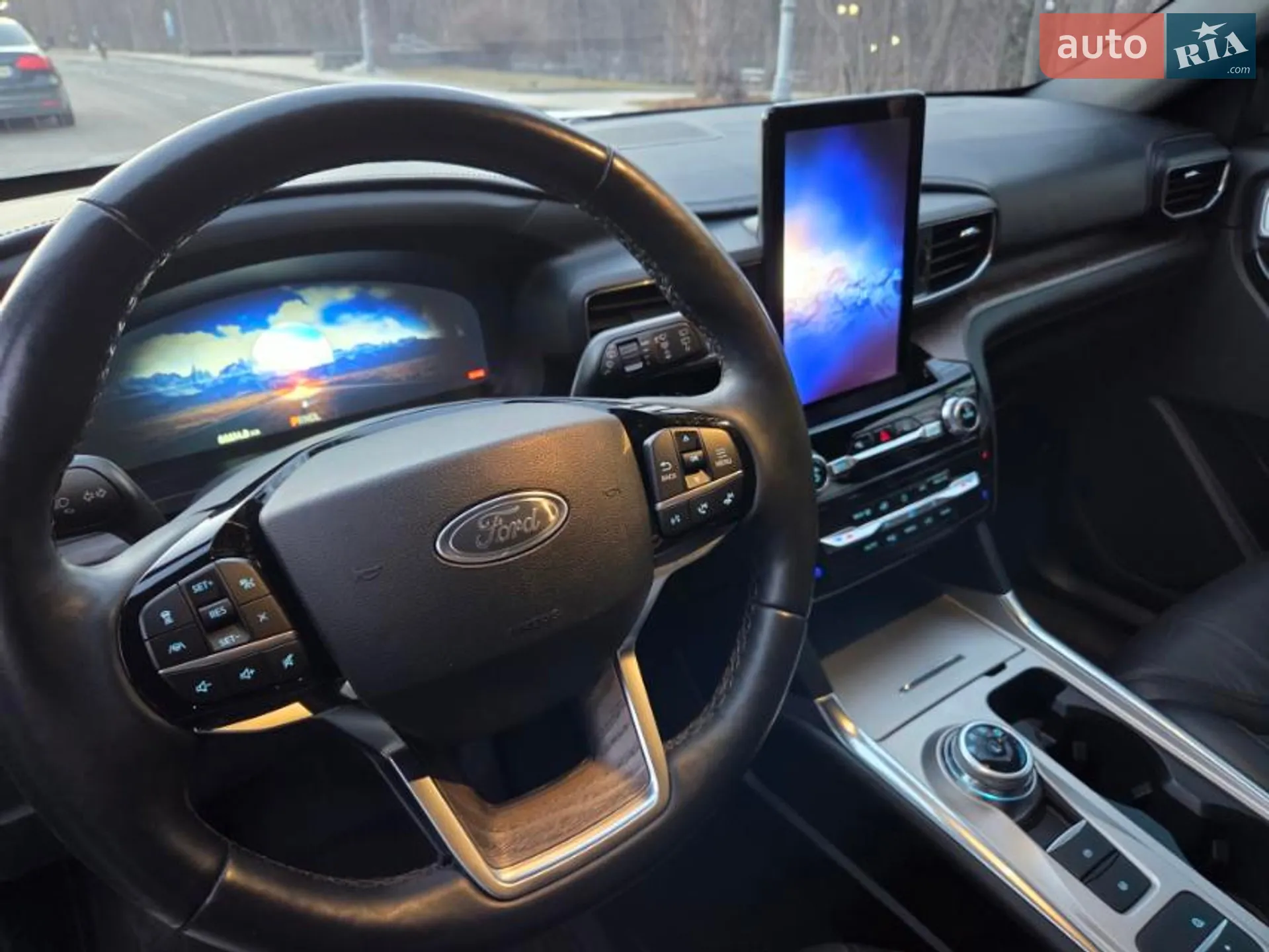 2022 Ford Explorer - мініатюра 16