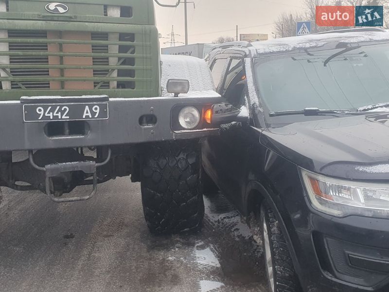 Внедорожник / Кроссовер Ford Explorer 2017 в Хмельницком фото 8 Внедорожник / Кроссовер Ford Explorer 2017 в Хмельницком