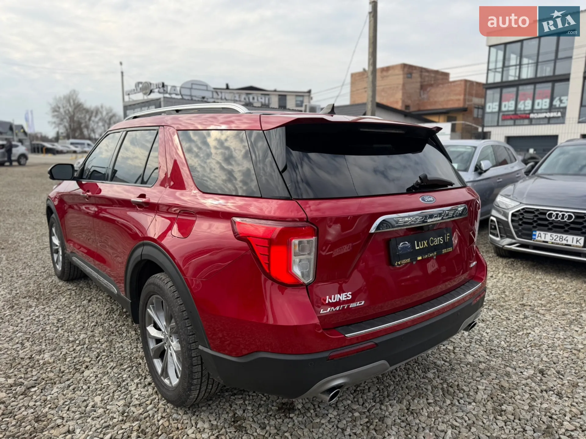2021 Ford Explorer - мініатюра 8