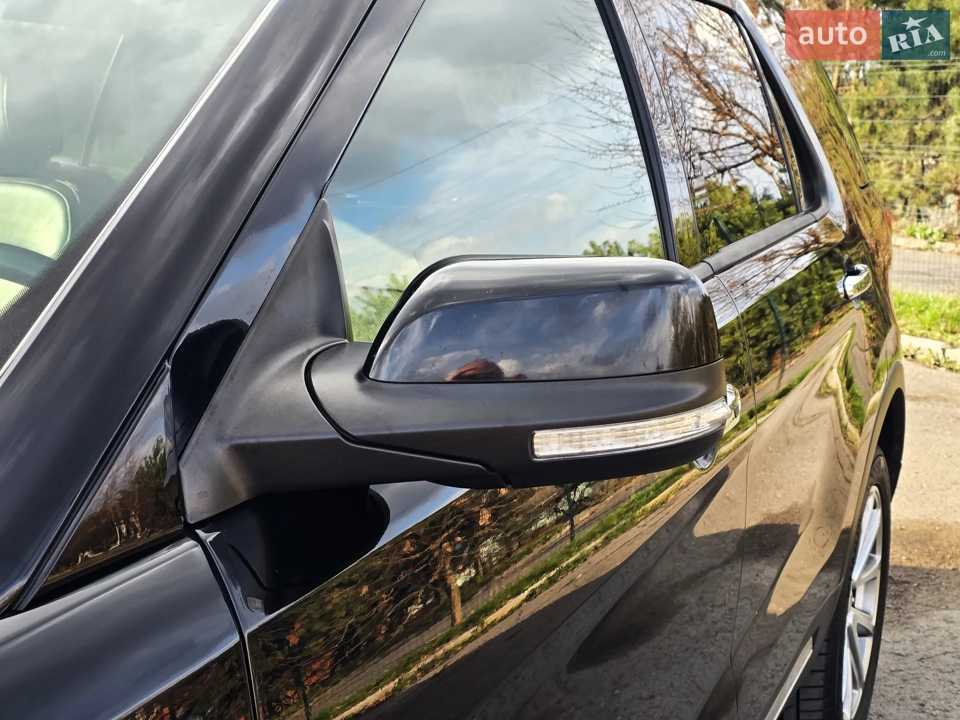 2016 Ford Explorer - мініатюра 18