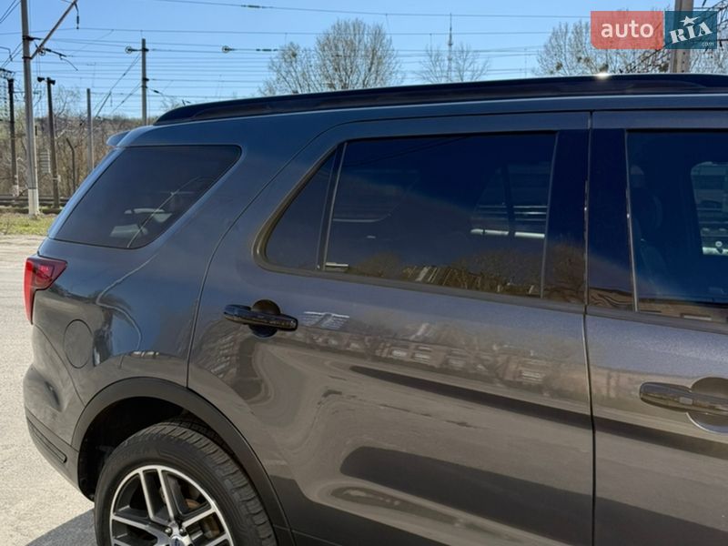 Внедорожник / Кроссовер Ford Explorer 2018 в Киеве