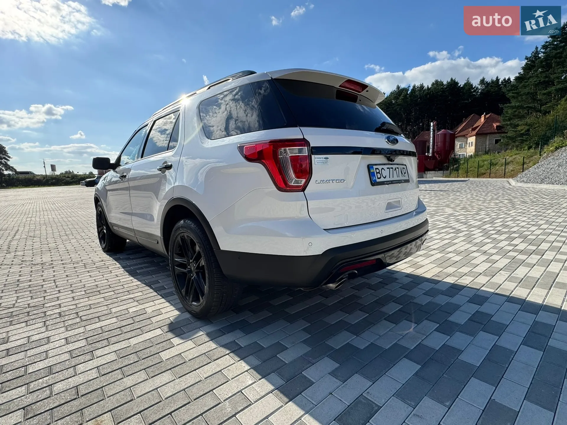 2016 Ford Explorer - мініатюра 16