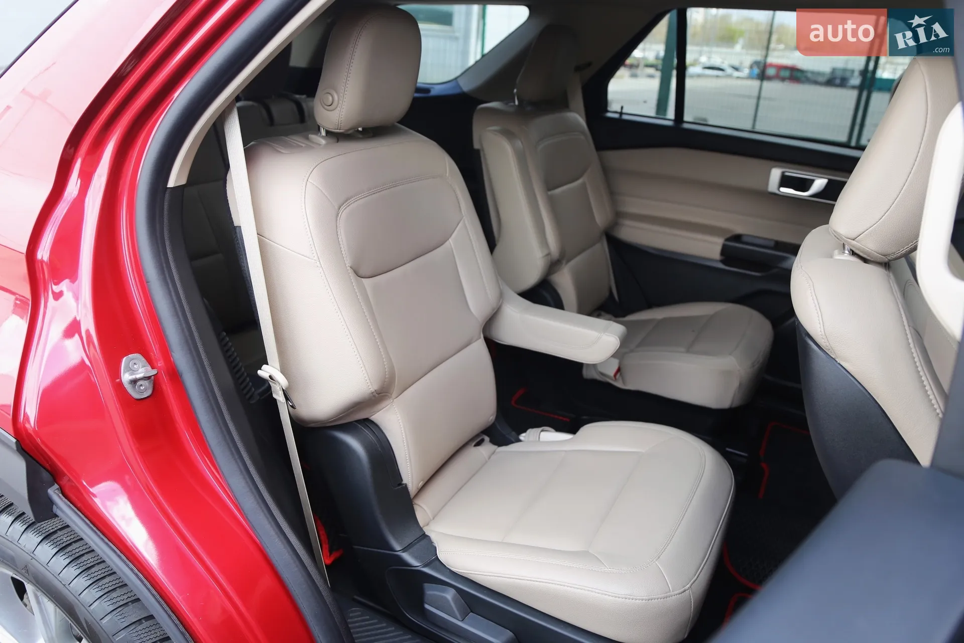 2019 Ford Explorer - мініатюра 10