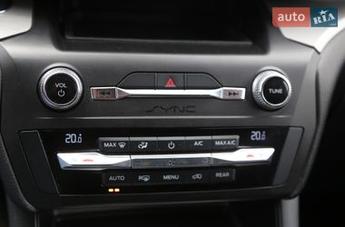 Внедорожник / Кроссовер Ford Explorer 2019 в Киеве