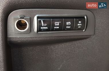 Позашляховик / Кросовер Ford Explorer 2011 в Чернівцях