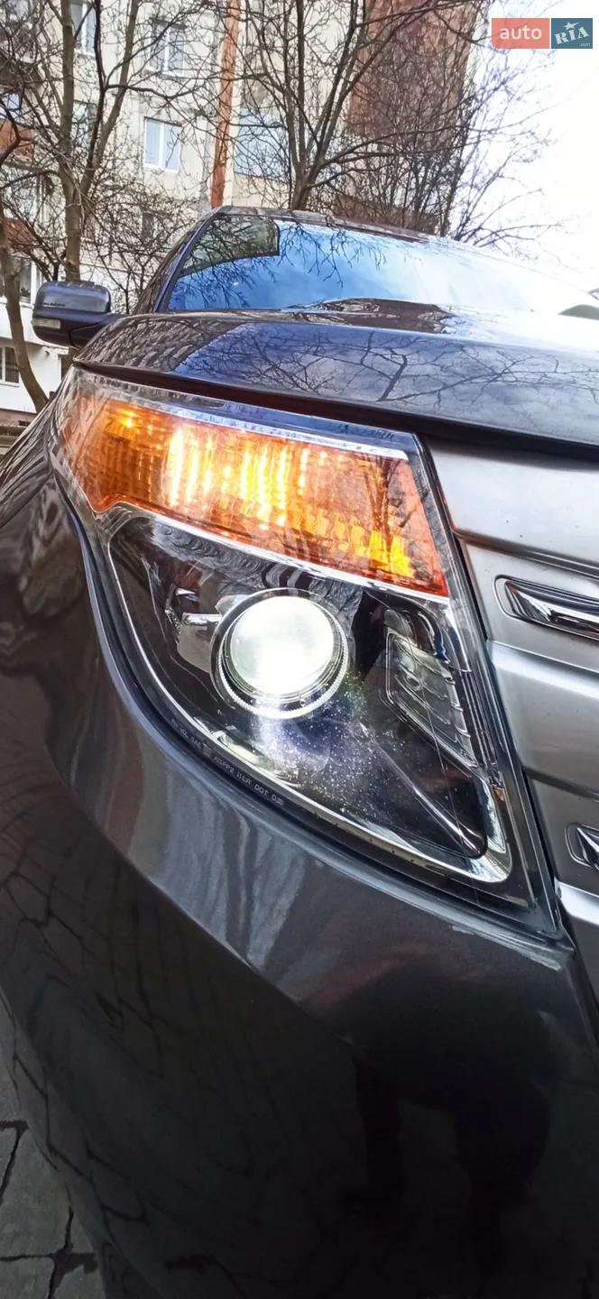 2011 Ford Explorer - мініатюра 157