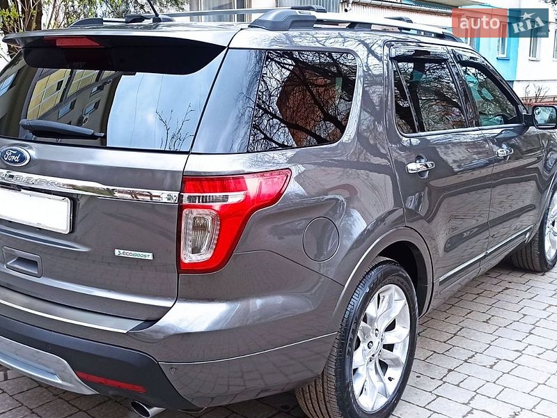 Ford Explorer 2011