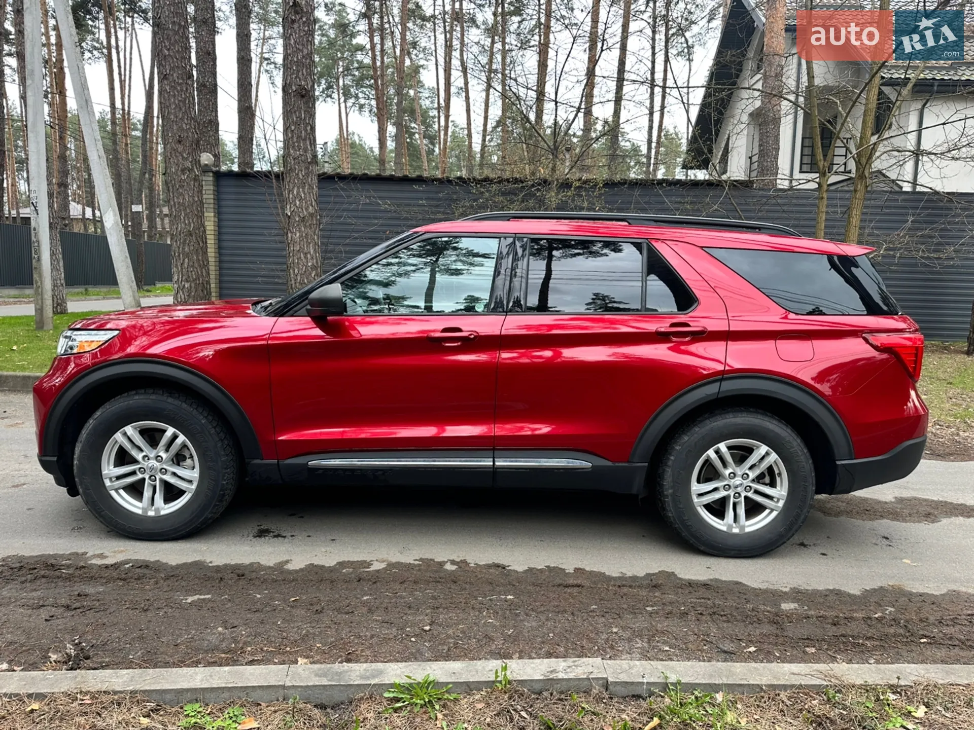 2019 Ford Explorer - мініатюра 3