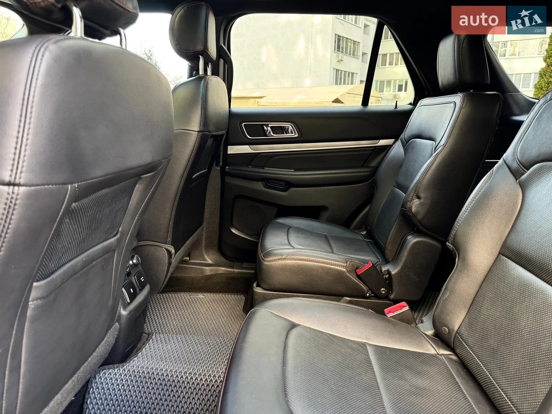2017 Ford Explorer - мініатюра 15