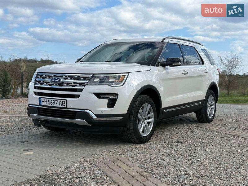 Внедорожник / Кроссовер Ford Explorer 2018 в Южном