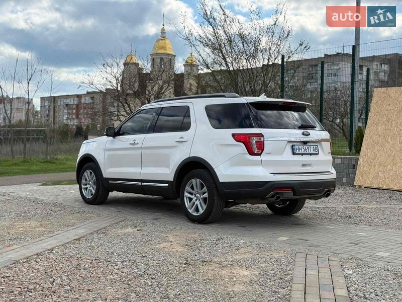 Внедорожник / Кроссовер Ford Explorer 2018 в Южном