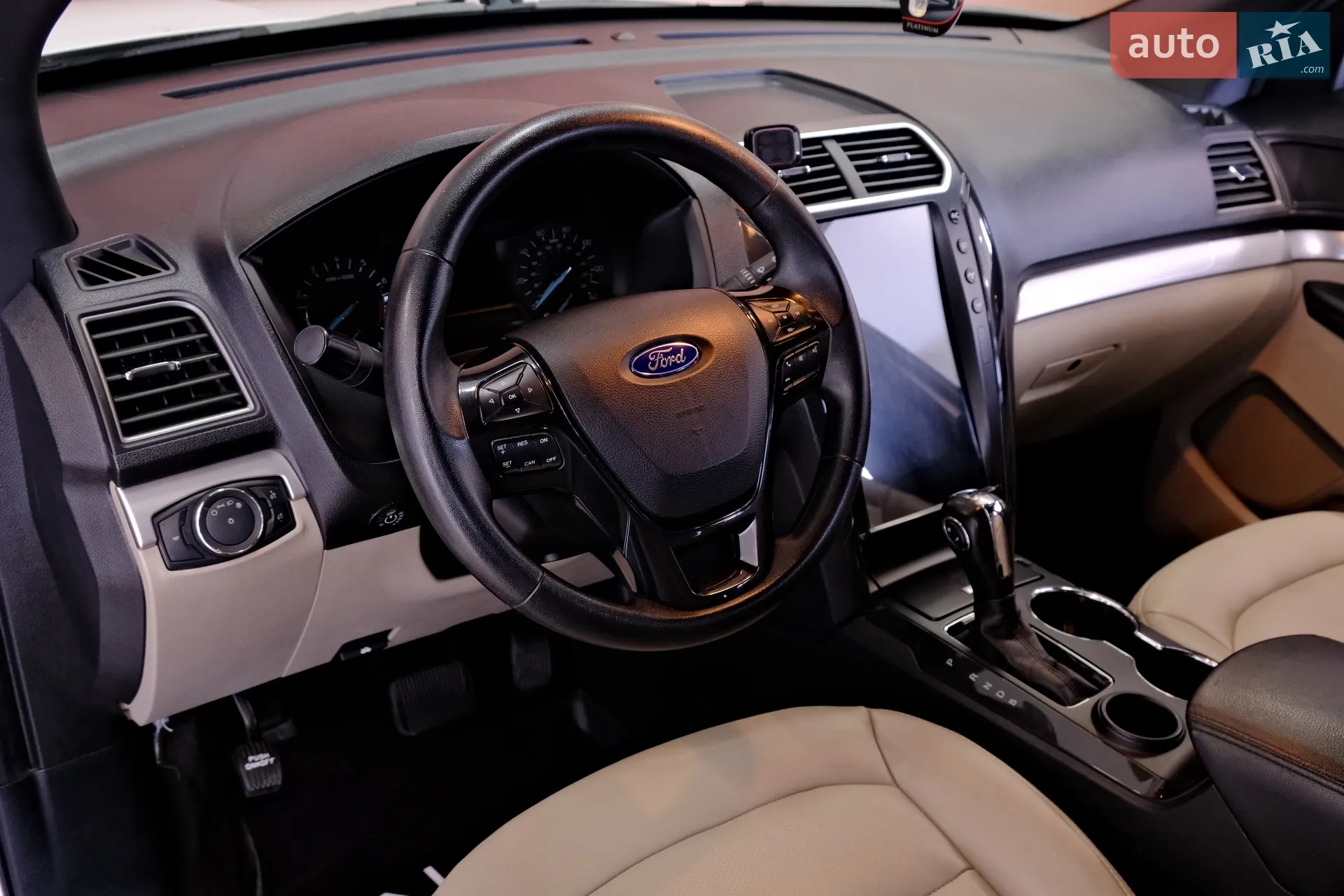 2018 Ford Explorer - мініатюра 26
