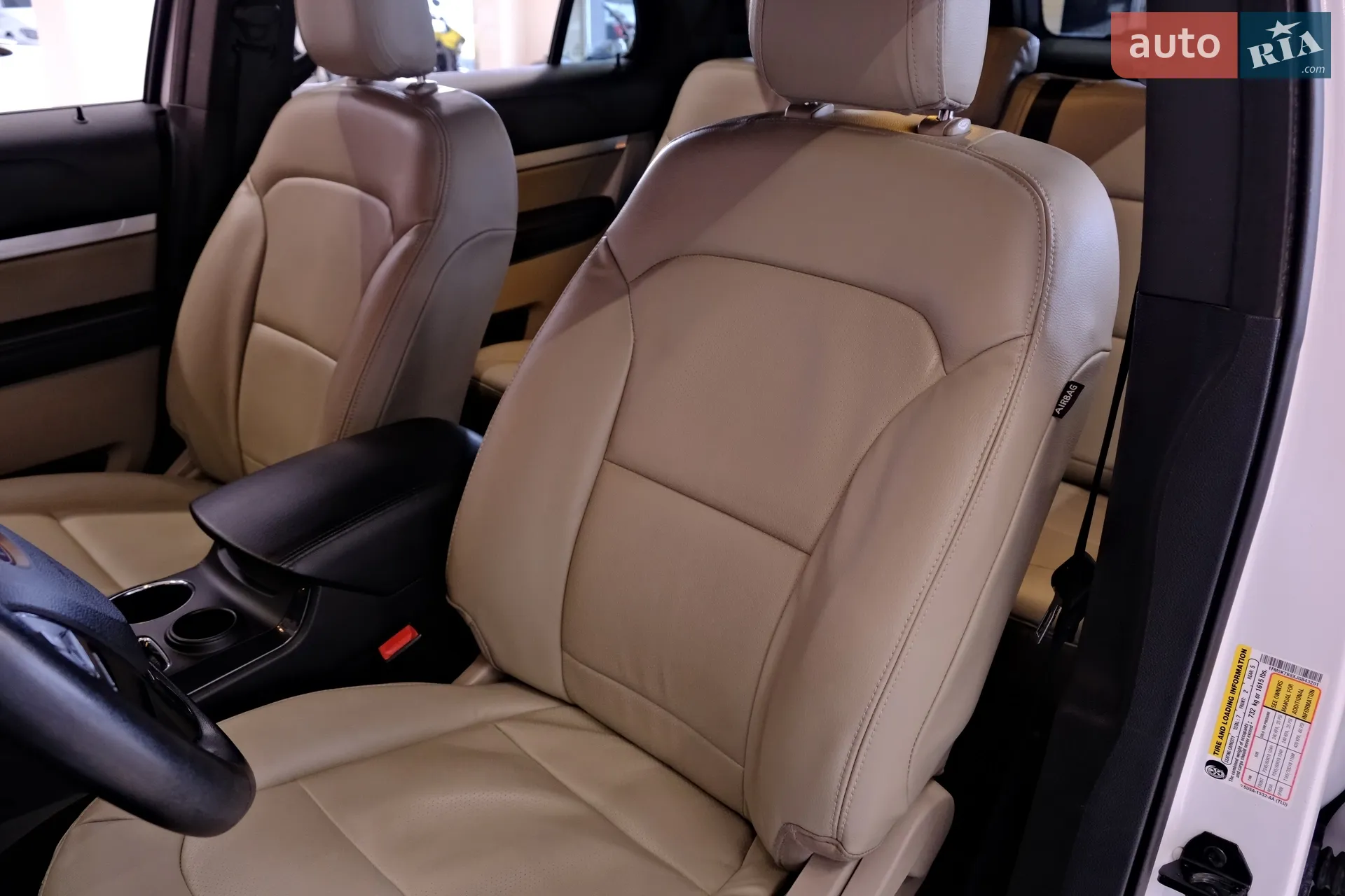 2018 Ford Explorer - мініатюра 27
