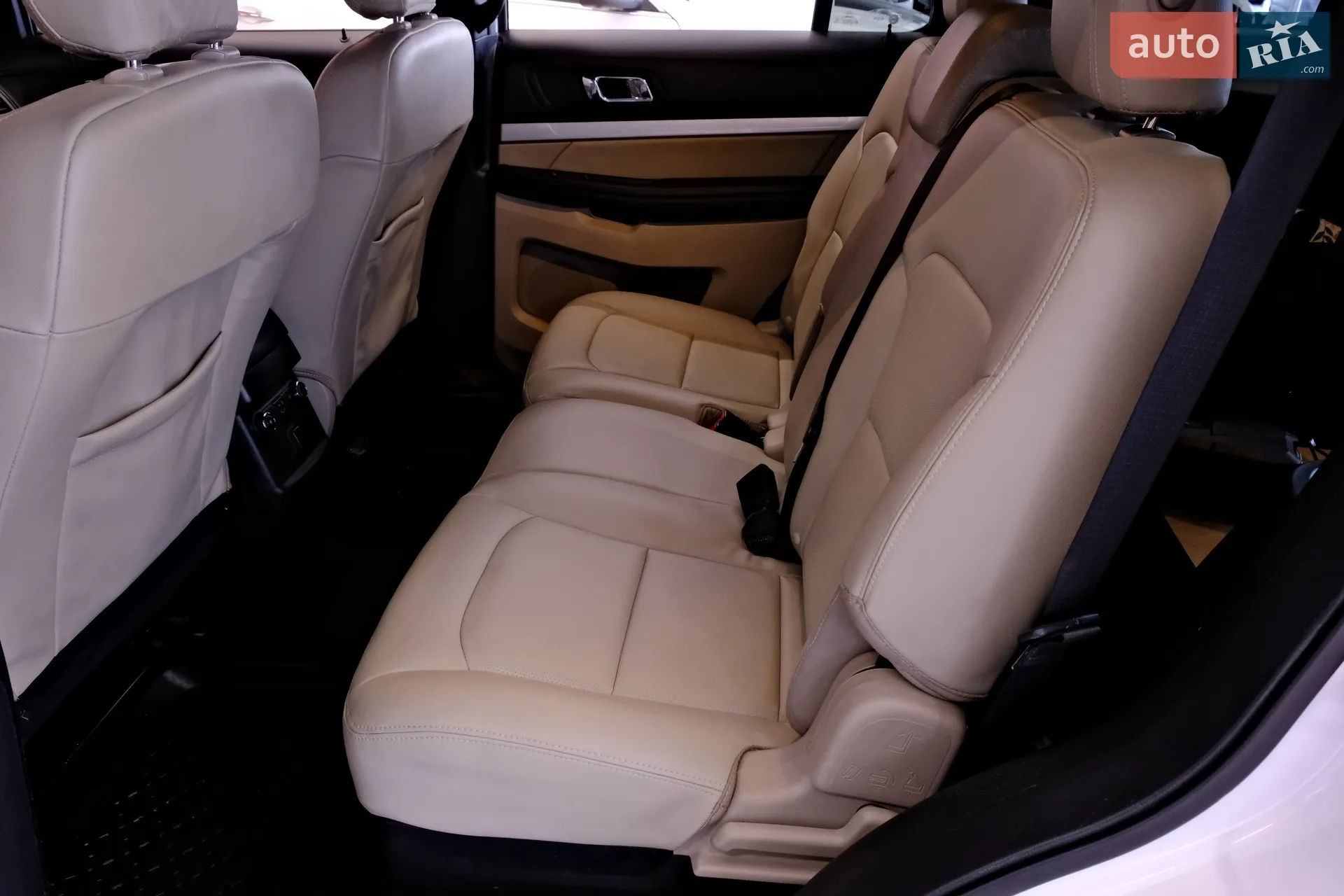 2018 Ford Explorer - мініатюра 29