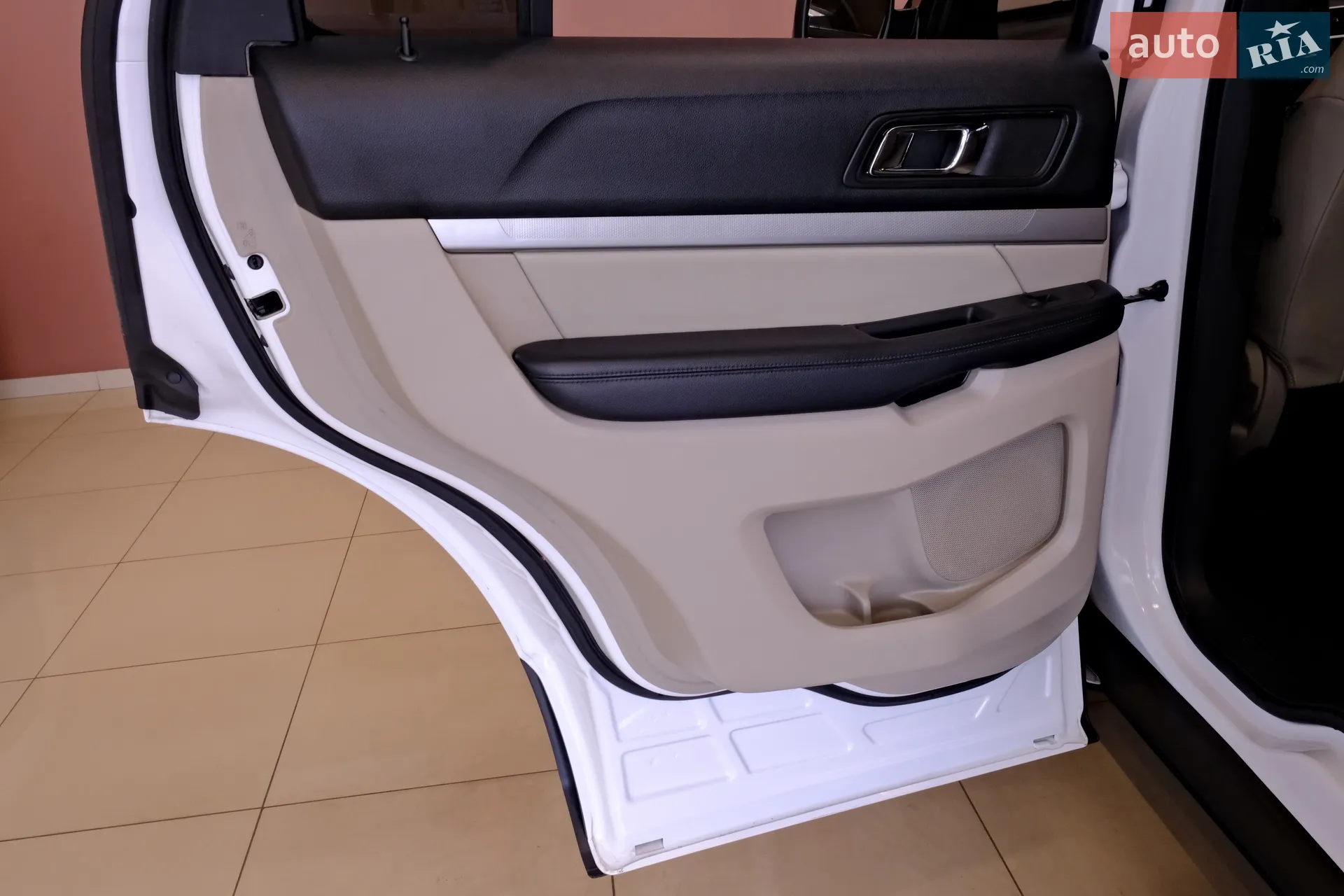 2018 Ford Explorer - мініатюра 32