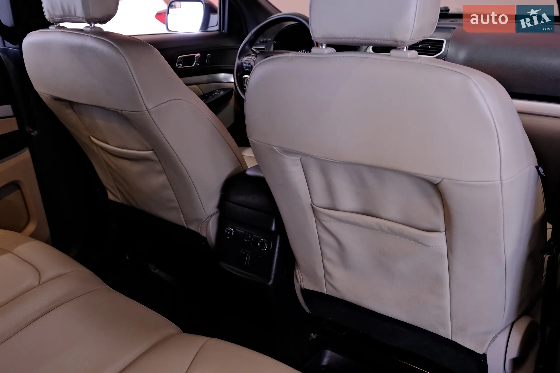 2018 Ford Explorer - мініатюра 34