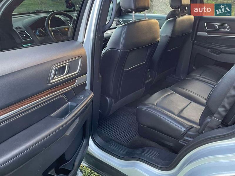 Внедорожник / Кроссовер Ford Explorer 2015 в Днепре фото 14 Внедорожник / Кроссовер Ford Explorer 2015 в Днепре