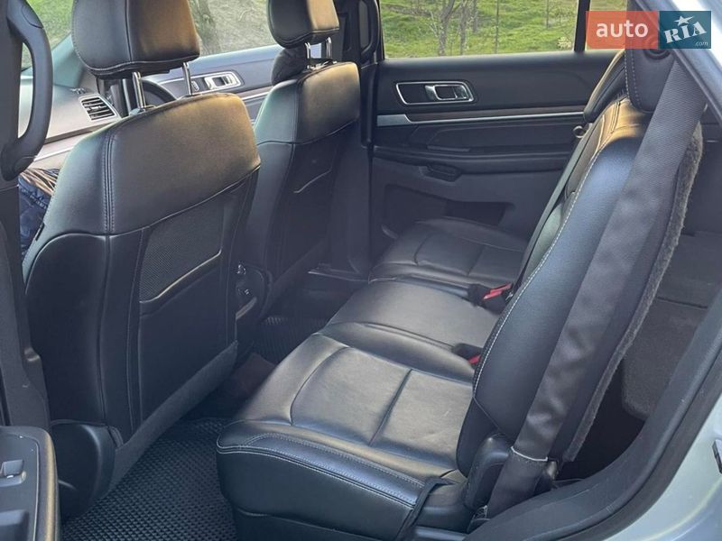 Внедорожник / Кроссовер Ford Explorer 2015 в Днепре фото 33 Внедорожник / Кроссовер Ford Explorer 2015 в Днепре