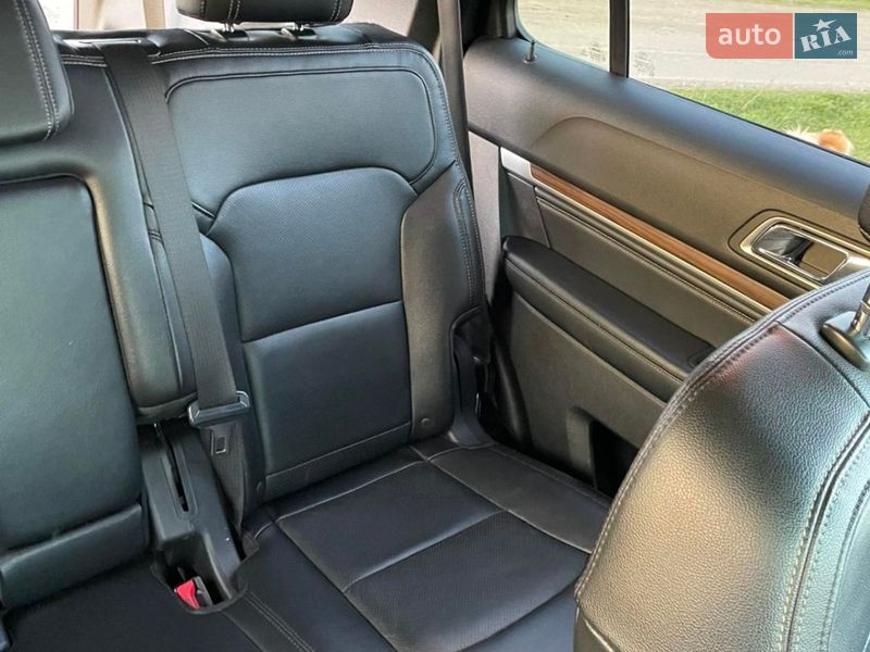 Внедорожник / Кроссовер Ford Explorer 2015 в Днепре фото 27 Внедорожник / Кроссовер Ford Explorer 2015 в Днепре
