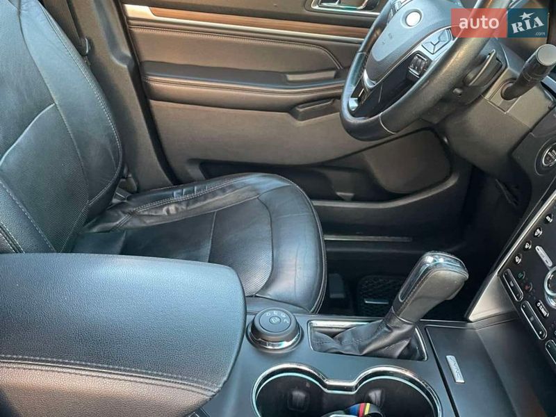 Внедорожник / Кроссовер Ford Explorer 2015 в Днепре фото 40 Внедорожник / Кроссовер Ford Explorer 2015 в Днепре