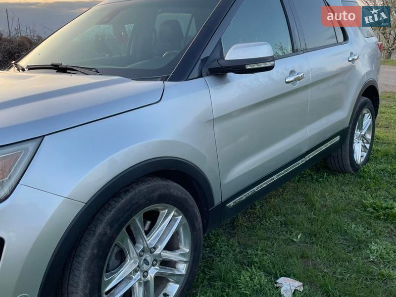 Внедорожник / Кроссовер Ford Explorer 2015 в Днепре фото 44 Внедорожник / Кроссовер Ford Explorer 2015 в Днепре