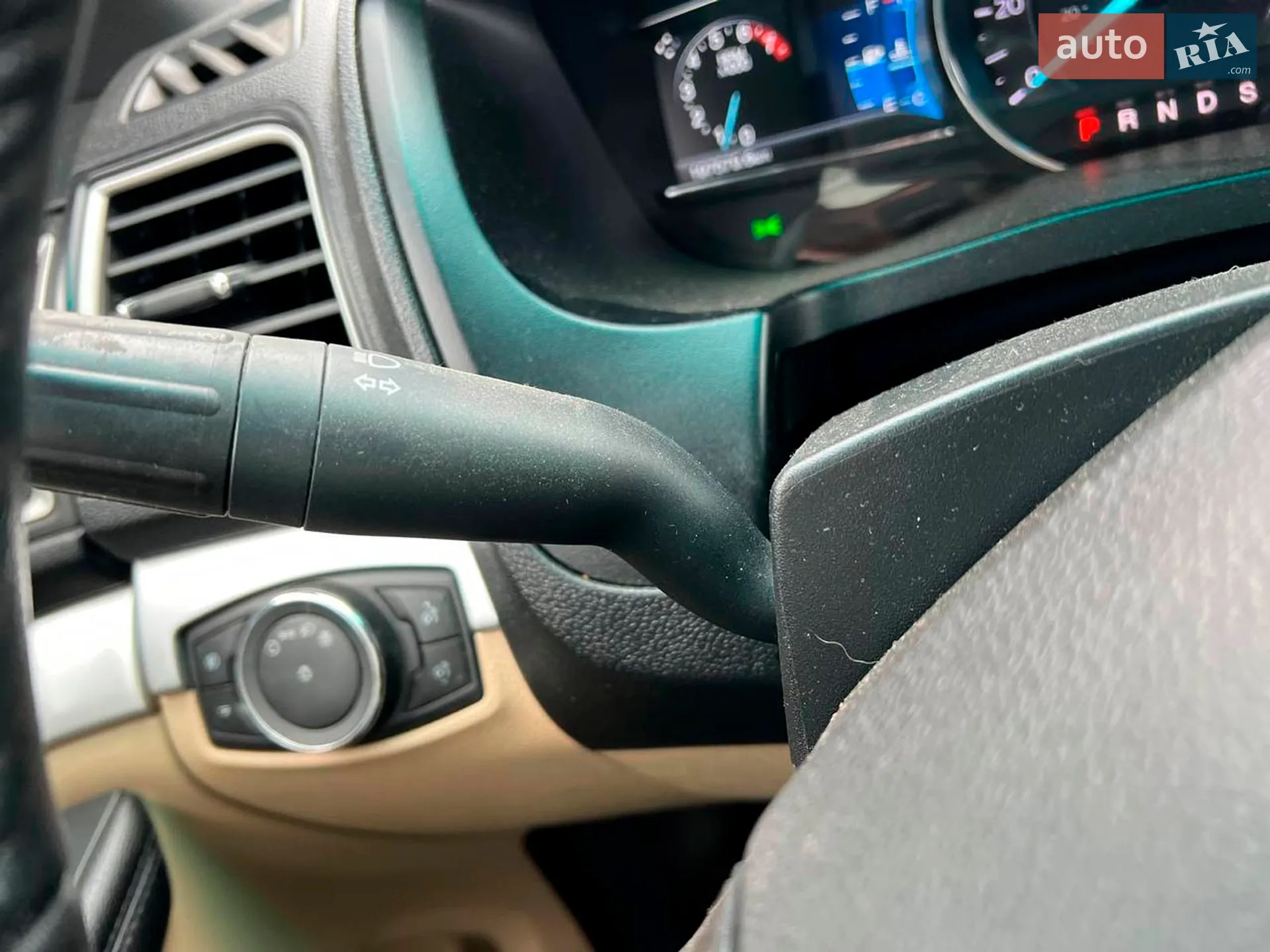 2015 Ford Explorer - мініатюра 26