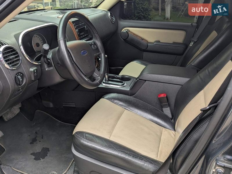 Внедорожник / Кроссовер Ford Explorer 2009 в Ровно