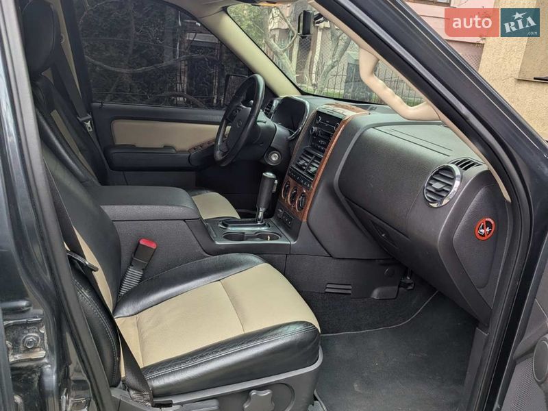 Внедорожник / Кроссовер Ford Explorer 2009 в Ровно