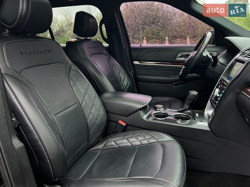 Позашляховик / Кросовер Ford Explorer 2017 в Львові