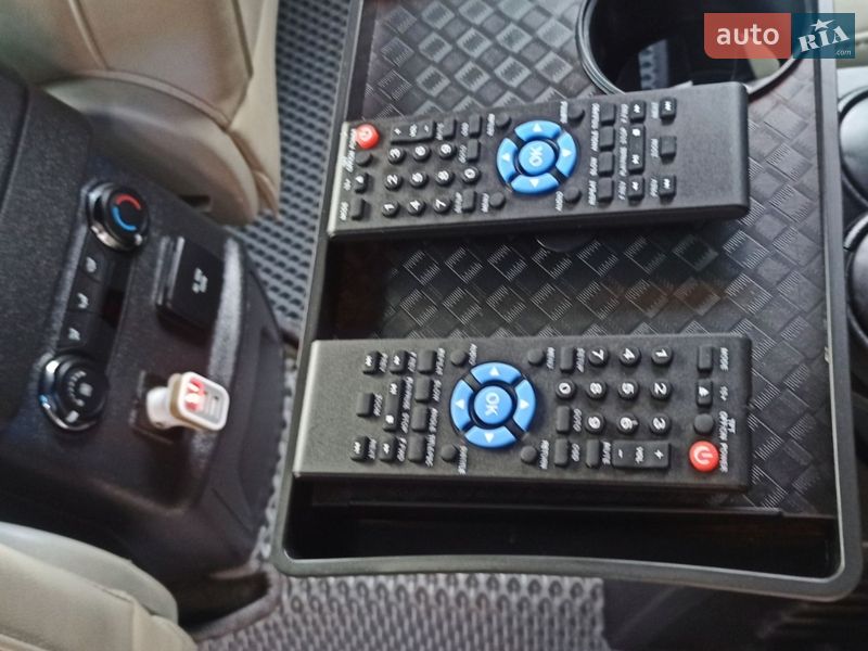 Позашляховик / Кросовер Ford Explorer 2011 в Чернівцях